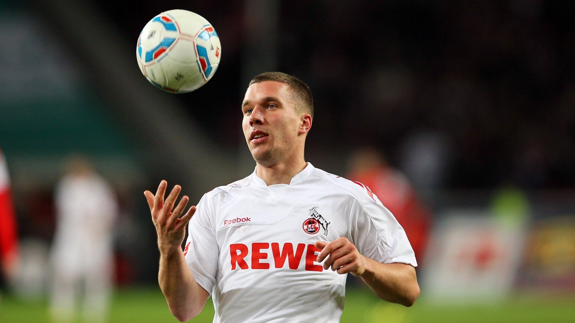 莱奥的瑞士军刀，当精准战术切开银河战舰的防线