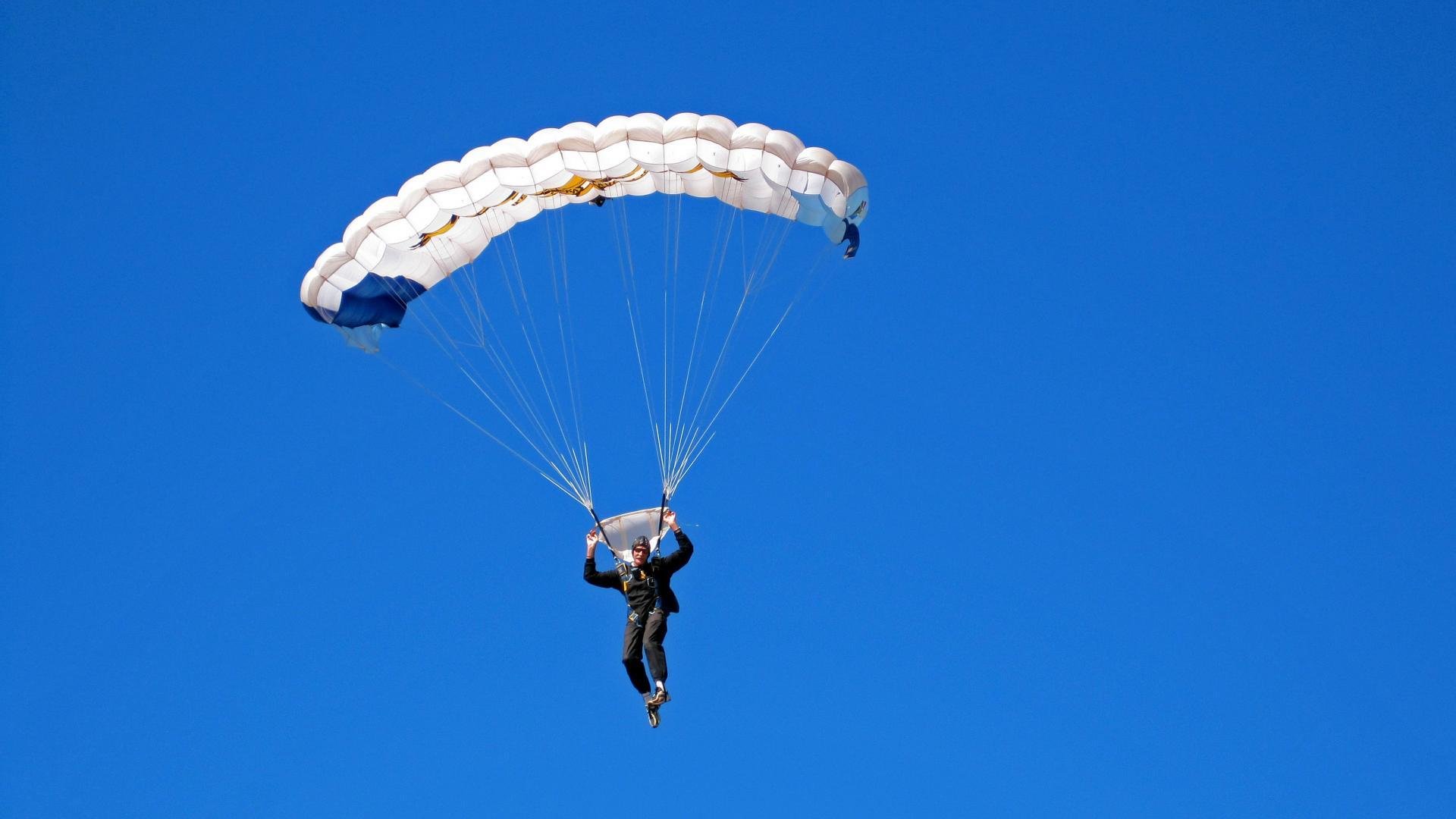 西决生死战之夜，文班亚马点燃赛场